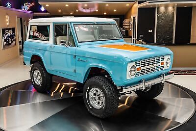 Ford-Bronco-SUV-1968-Blue-Tan-98-10