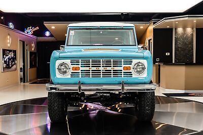 Ford-Bronco-SUV-1968-Blue-Tan-98-7