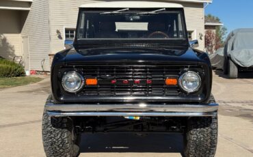 Ford-Bronco-SUV-1969-Black-Tan-2-2