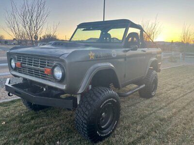 Ford-Bronco-SUV-1969-Gray-Black-84505-2