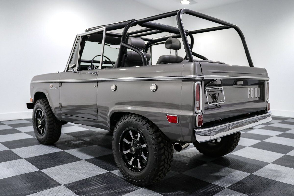 Ford-Bronco-SUV-1969-Gray-Gray-131258-7