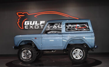 Ford-Bronco-SUV-1970-Blue-Brown-2100-10