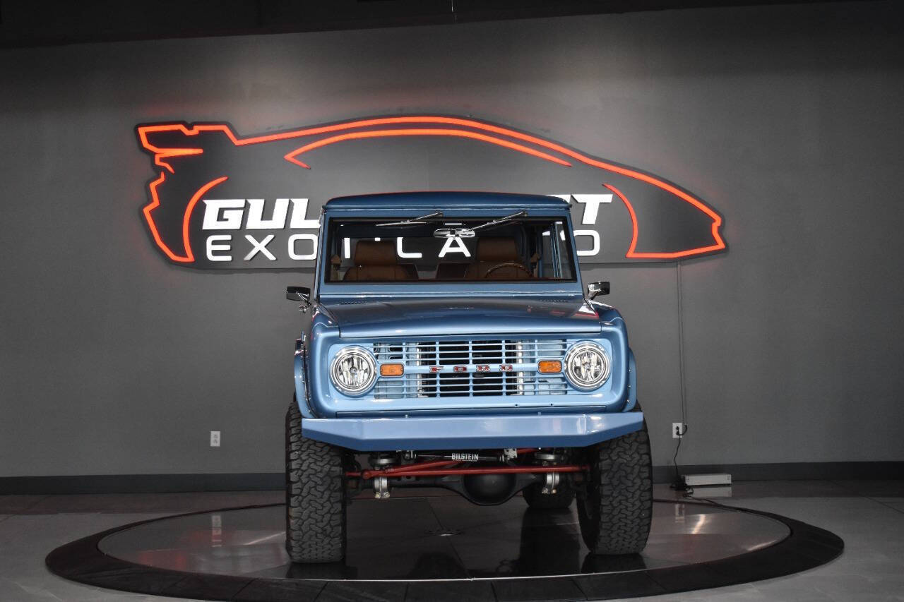 Ford-Bronco-SUV-1970-Blue-Brown-2100-4