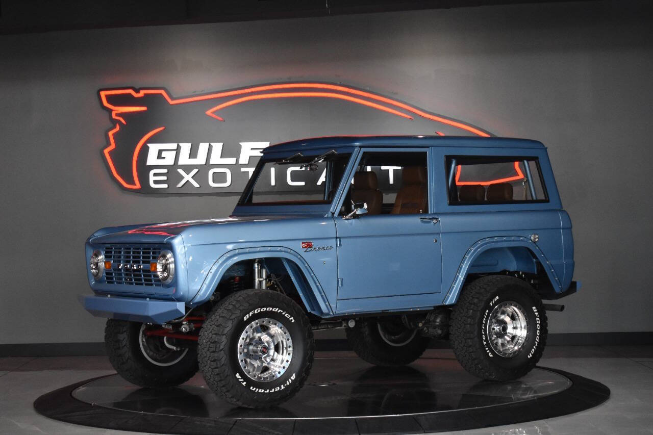 Ford-Bronco-SUV-1970-Blue-Brown-2100-7