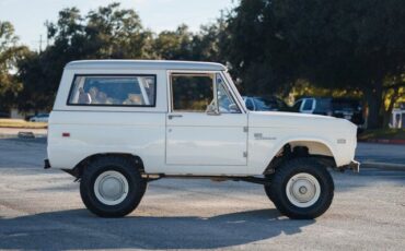 Ford-Bronco-SUV-1970-White-Saddle-1788-26