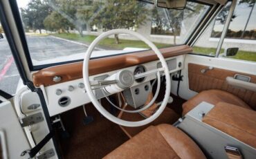 Ford-Bronco-SUV-1970-White-Saddle-1788-37