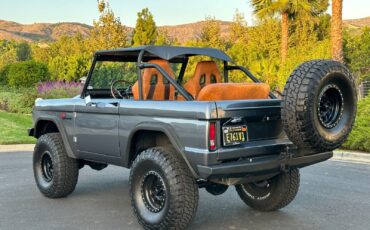 Ford-Bronco-SUV-1971-Gray-Tan-19-2