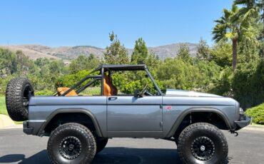 Ford-Bronco-SUV-1971-Gray-Tan-19-4