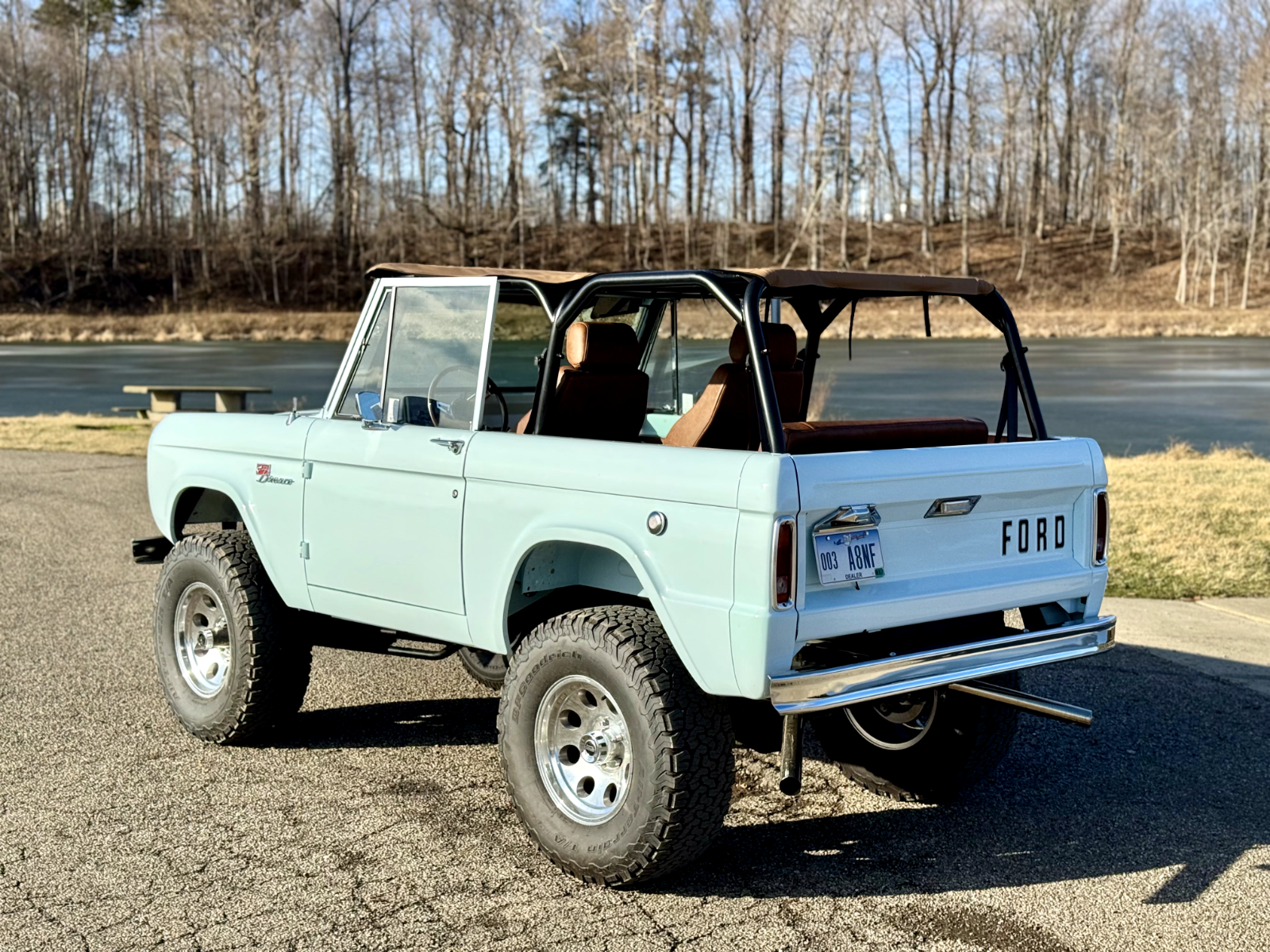 Ford-Bronco-SUV-1973-Dimond-Blue-Brown-805-14