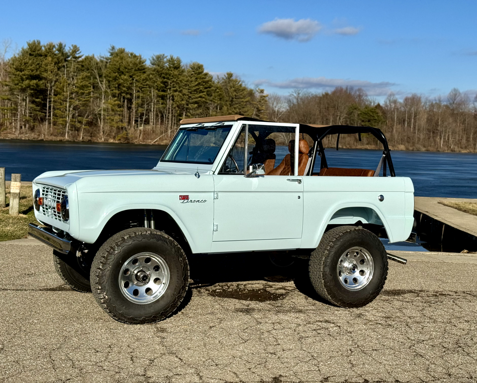 Ford-Bronco-SUV-1973-Dimond-Blue-Brown-805-19