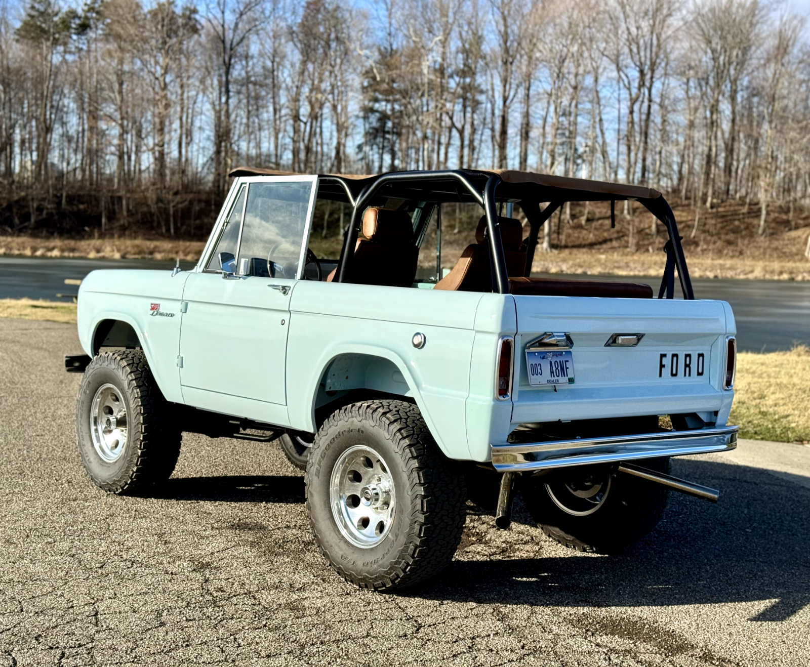 Ford-Bronco-SUV-1973-Dimond-Blue-Brown-805-2