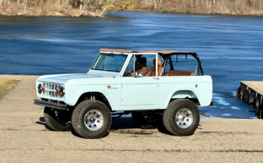 Ford-Bronco-SUV-1973-Dimond-Blue-Brown-805-3