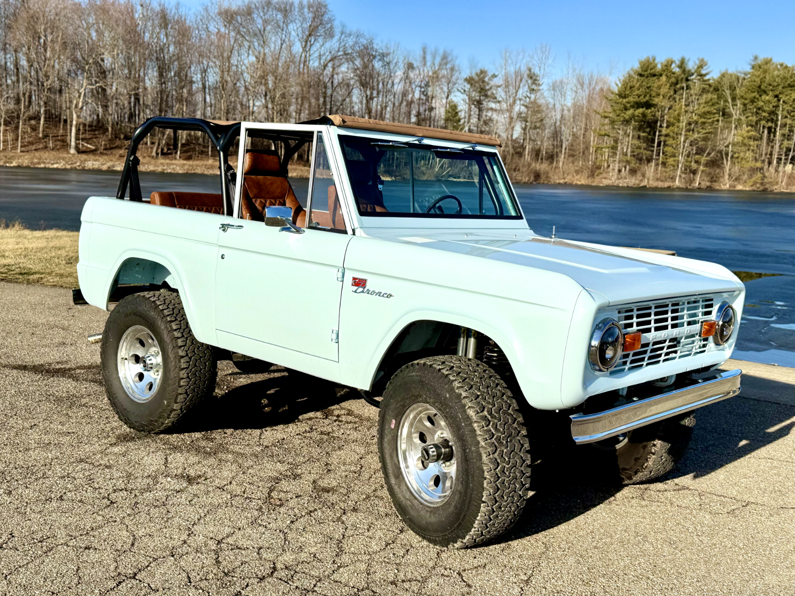 Ford-Bronco-SUV-1973-Dimond-Blue-Brown-805-7