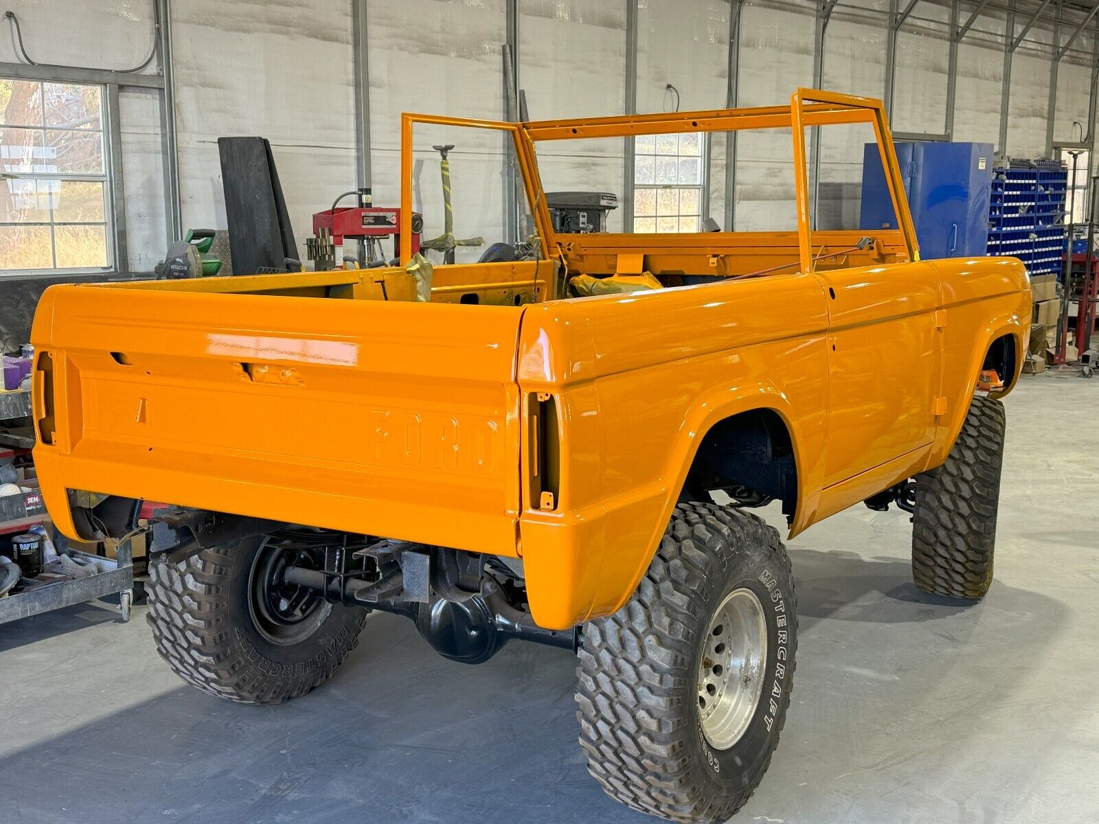 Ford-Bronco-SUV-1973-Orange-Tan-2-34