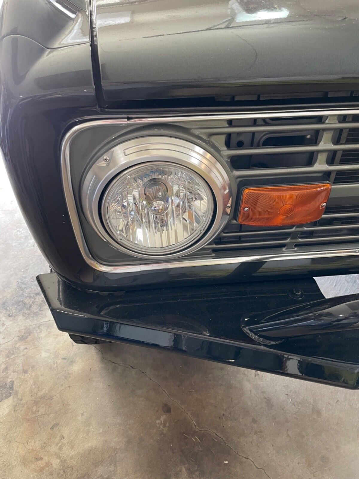 Ford-Bronco-SUV-1974-Gray-Gray-6437-14