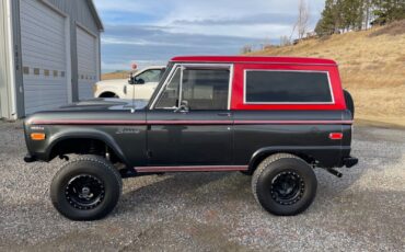 Ford Bronco  year1}