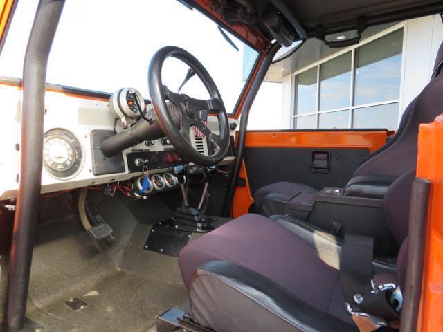 Ford-Bronco-SUV-1975-Orange-Black-13317-11