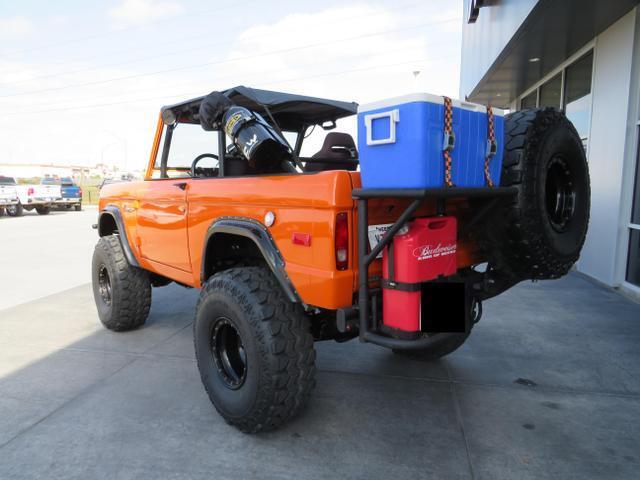 Ford-Bronco-SUV-1975-Orange-Black-13317-6