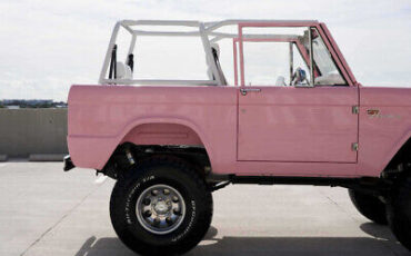 Ford-Bronco-SUV-1976-Red-White-2-9