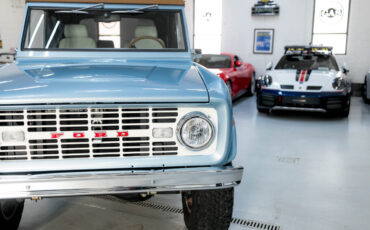 Ford-Bronco-SUV-1977-Blue-White-2449-13