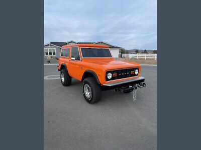 Ford-Bronco-SUV-1977-Orange-Black-0-3