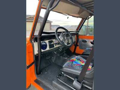 Ford-Bronco-SUV-1977-Orange-Black-0-5