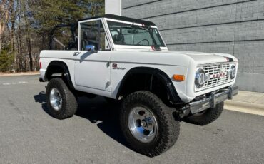 Ford-Bronco-SUV-1977-White-Black-2343-1