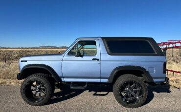 Ford Bronco SUV 1984