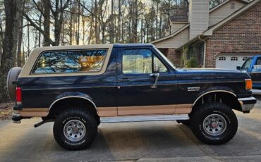 Ford-Bronco-SUV-1988-Blue-Tan-157700-1