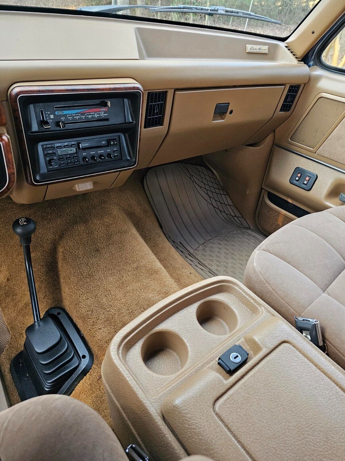 Ford-Bronco-SUV-1988-Blue-Tan-157700-10