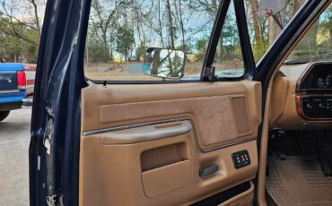 Ford-Bronco-SUV-1988-Blue-Tan-157700-21