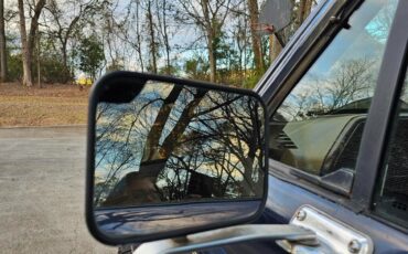 Ford-Bronco-SUV-1988-Blue-Tan-157700-24