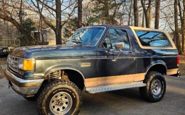 Ford-Bronco-SUV-1988-Blue-Tan-157700-5