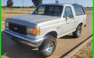 Ford Bronco SUV 1988