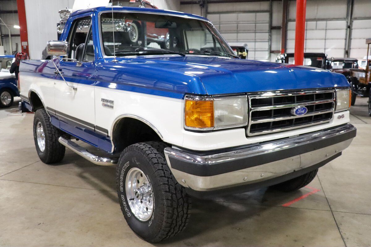 Ford-Bronco-SUV-1991-Blue-Gray-19520-11