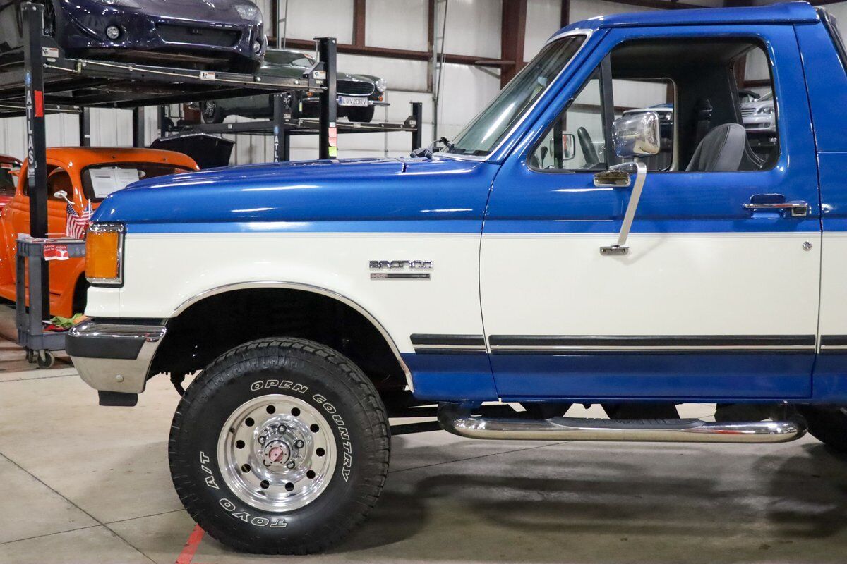 Ford-Bronco-SUV-1991-Blue-Gray-19520-2