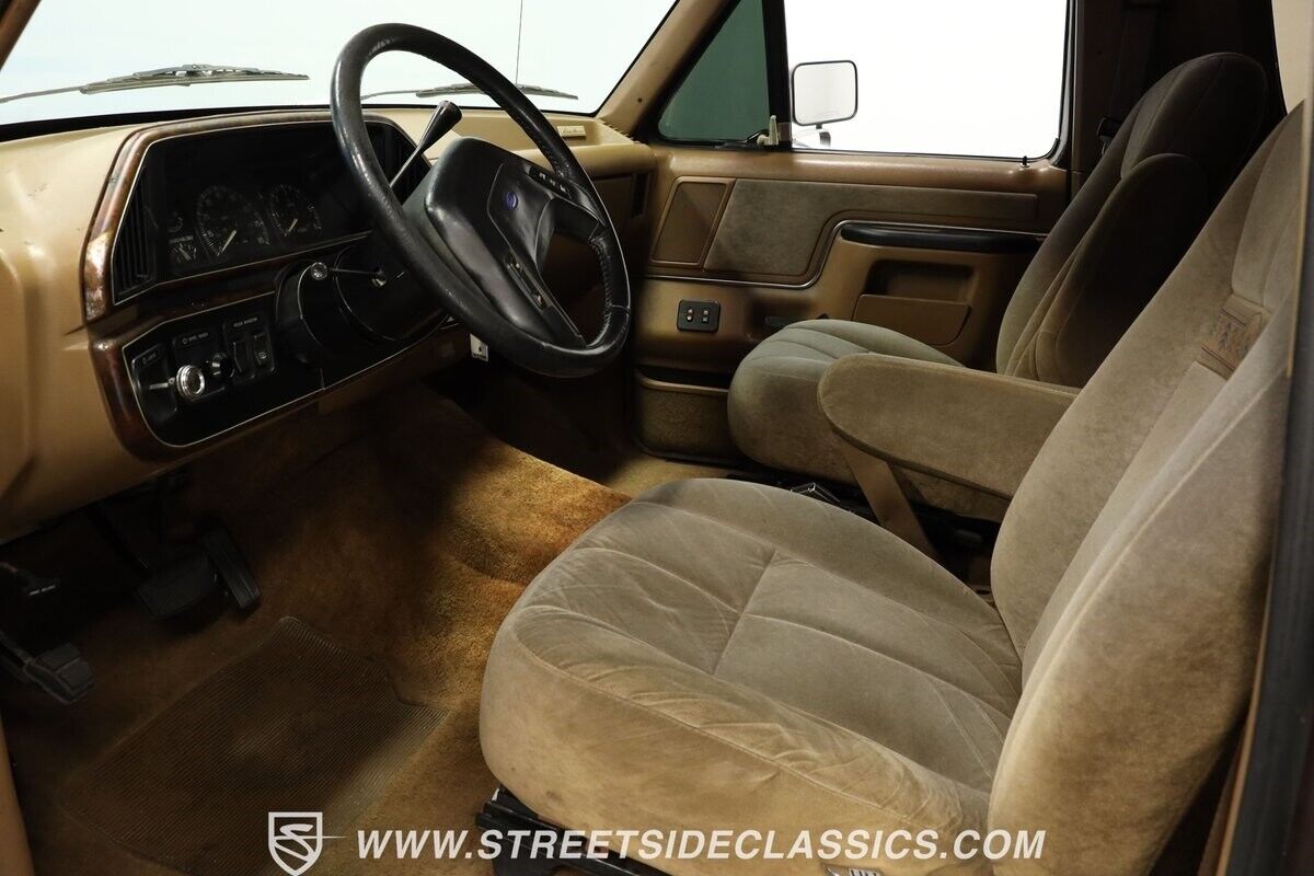 Ford-Bronco-SUV-1991-Brown-Tan-120496-4