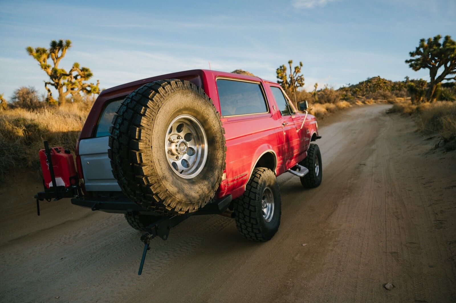 Ford-Bronco-SUV-1991-Burgundy-Red-and-Gray-152099-10