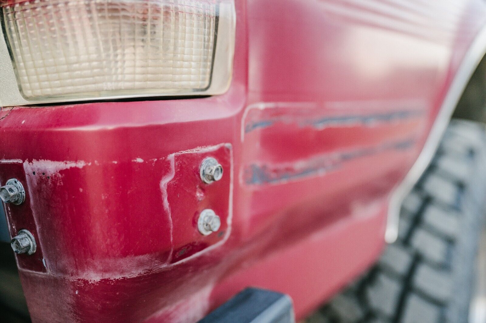 Ford-Bronco-SUV-1991-Burgundy-Red-and-Gray-152099-12