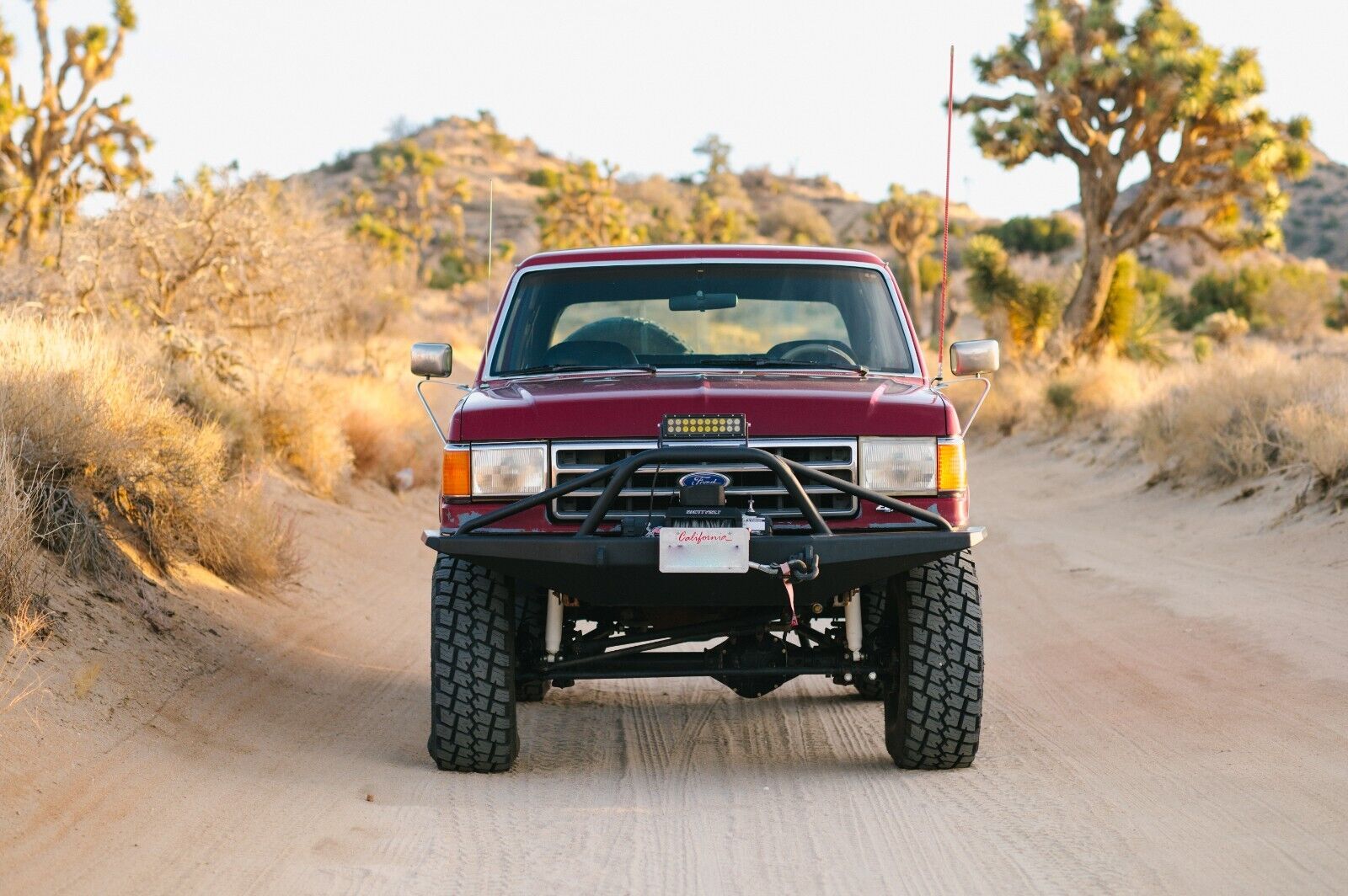 Ford-Bronco-SUV-1991-Burgundy-Red-and-Gray-152099-2