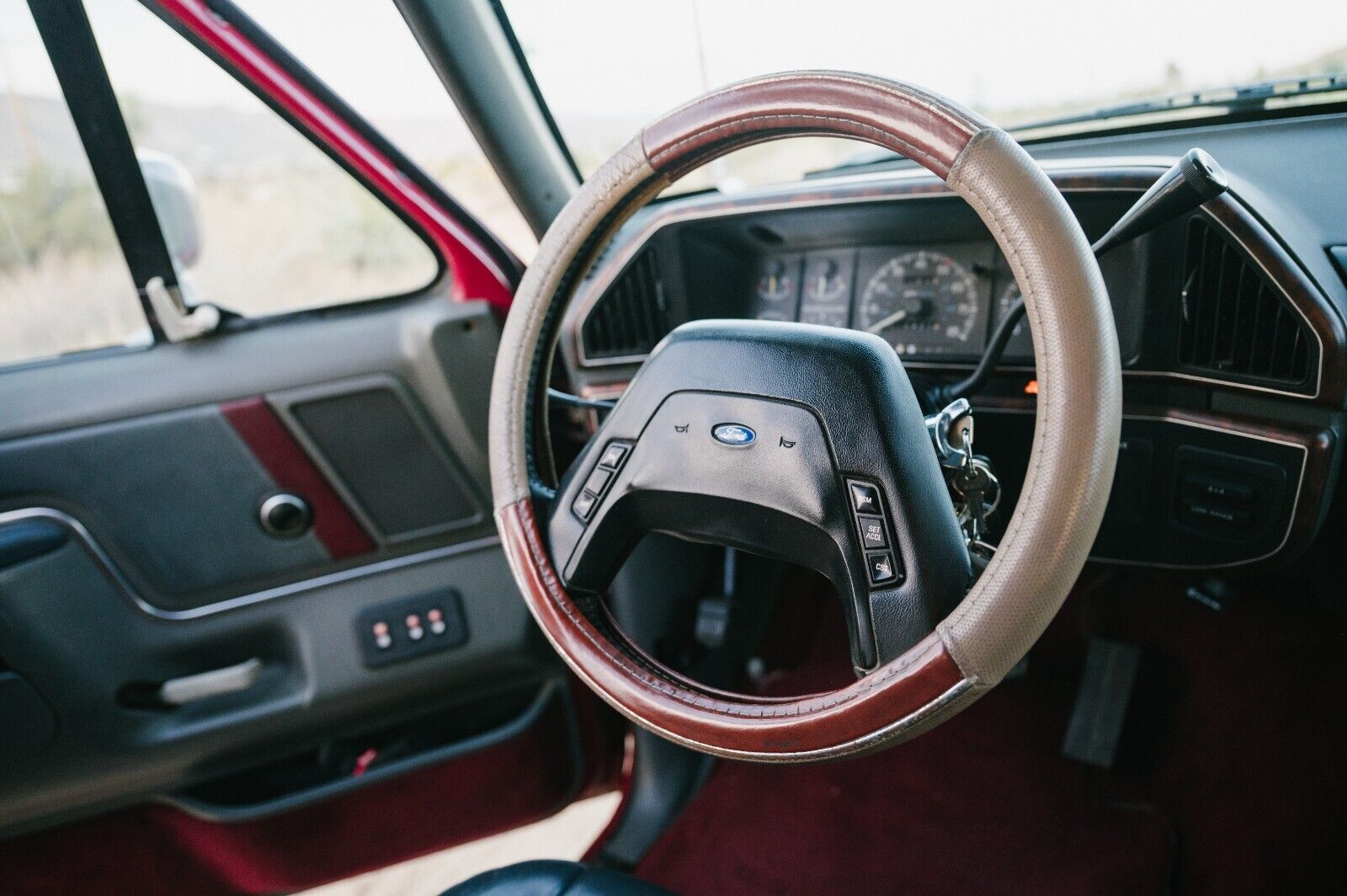 Ford-Bronco-SUV-1991-Burgundy-Red-and-Gray-152099-22