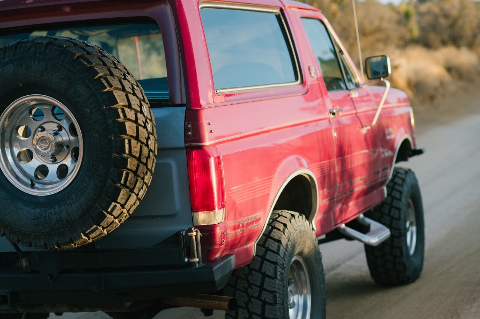 Ford-Bronco-SUV-1991-Burgundy-Red-and-Gray-152099-7