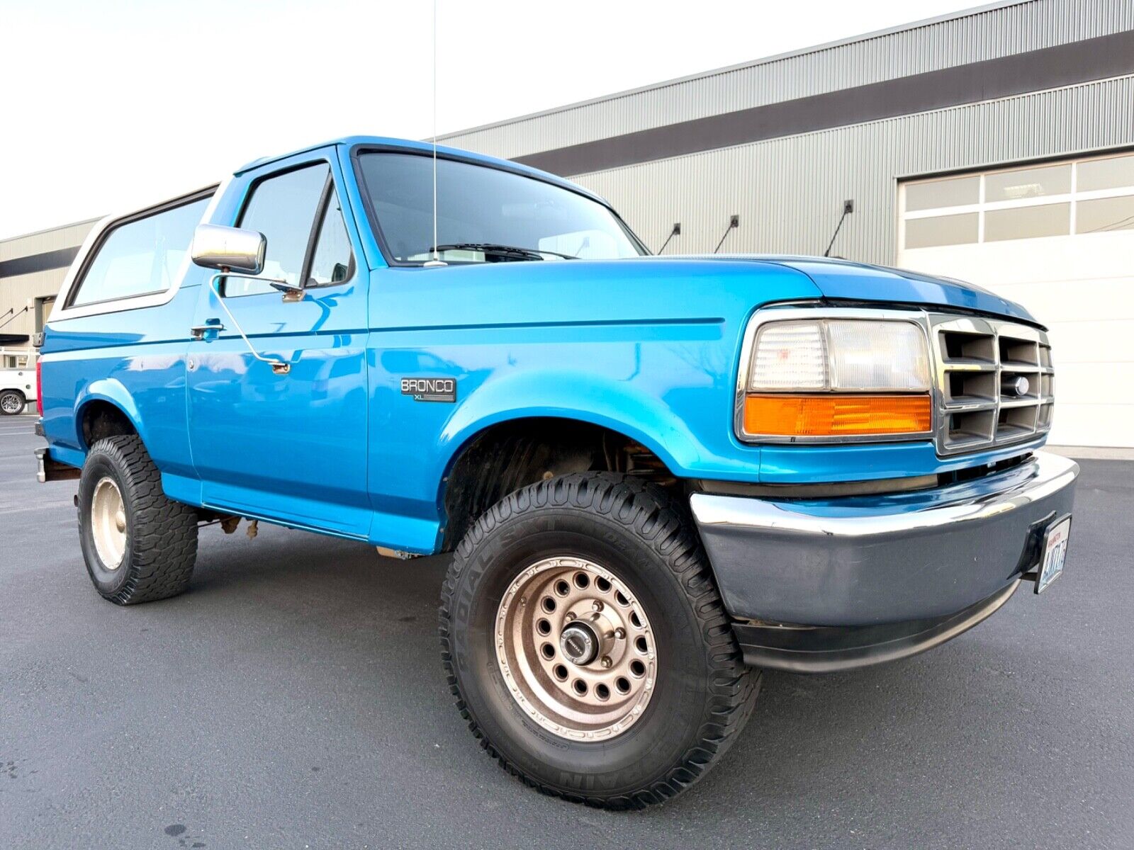 Ford-Bronco-SUV-1995-BIMINI-BLUE-Blue-194087-2