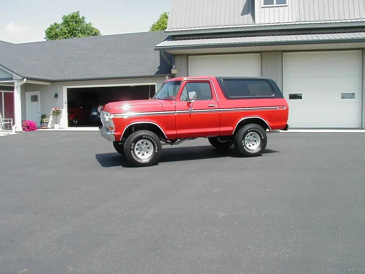 Ford-Bronco-sport-1979-78858-4