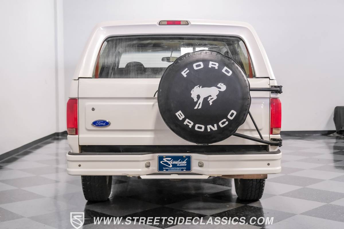 Ford-Bronco-xl-1995-white-383288-3