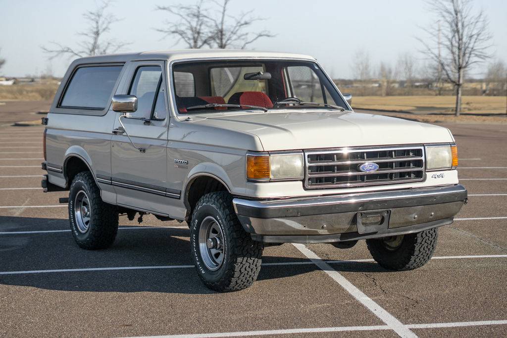 Ford-Bronco-xlt-5.8l-4x4-1991-white-258621-6