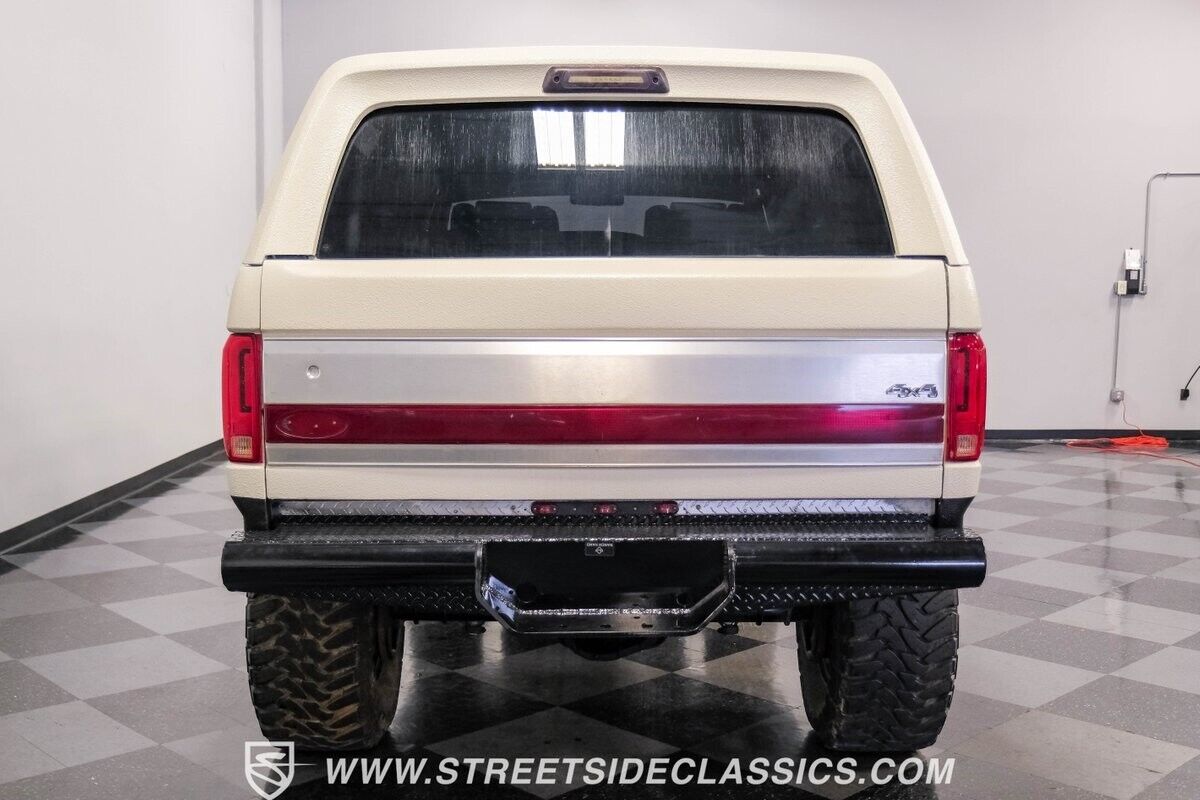 Ford-C-350-1991-White-Blue-98685-10