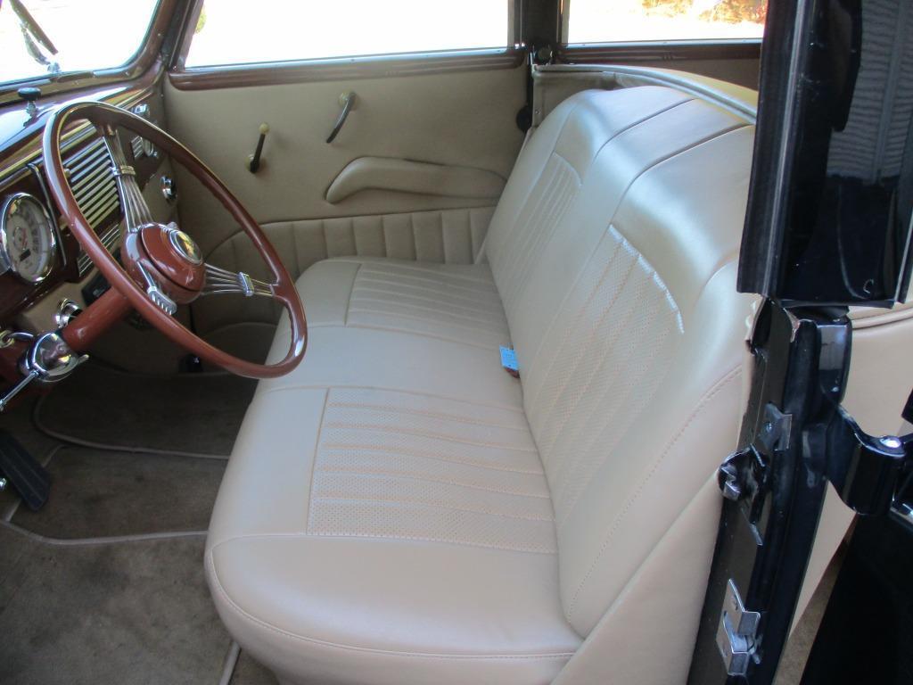 Ford-Cabriolet-Cabriolet-1939-Black-Tan-4490-24