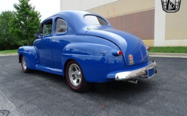 Ford-Club-Coupe-Coupe-1946-Blue-Red-20332-4