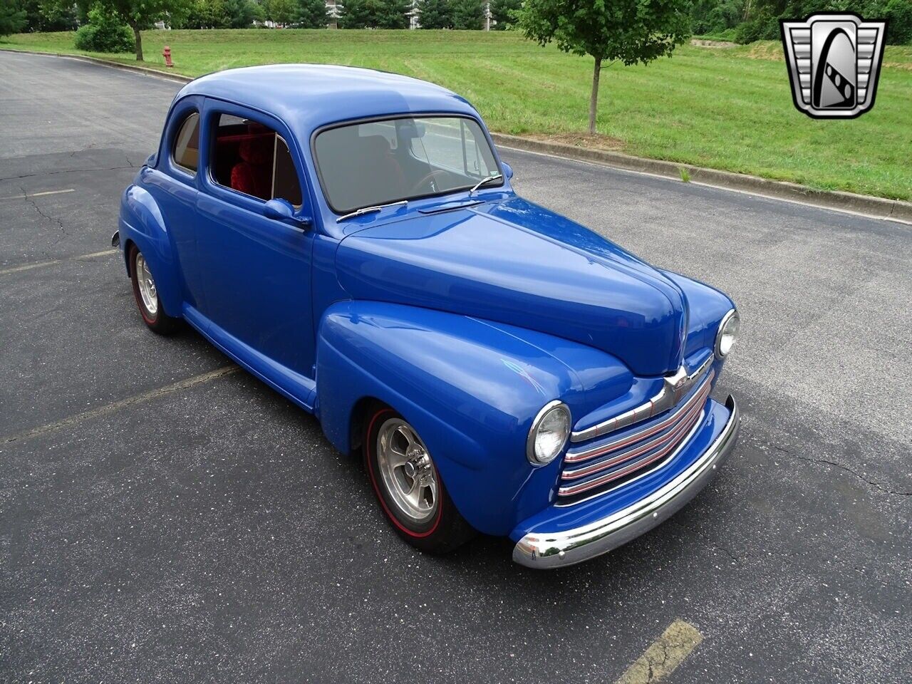 Ford-Club-Coupe-Coupe-1946-Blue-Red-20332-8